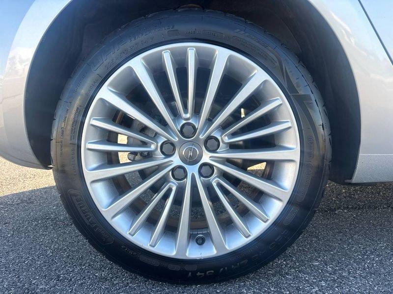 Opel Astra NEOP. 1.6 Diesel 110cv