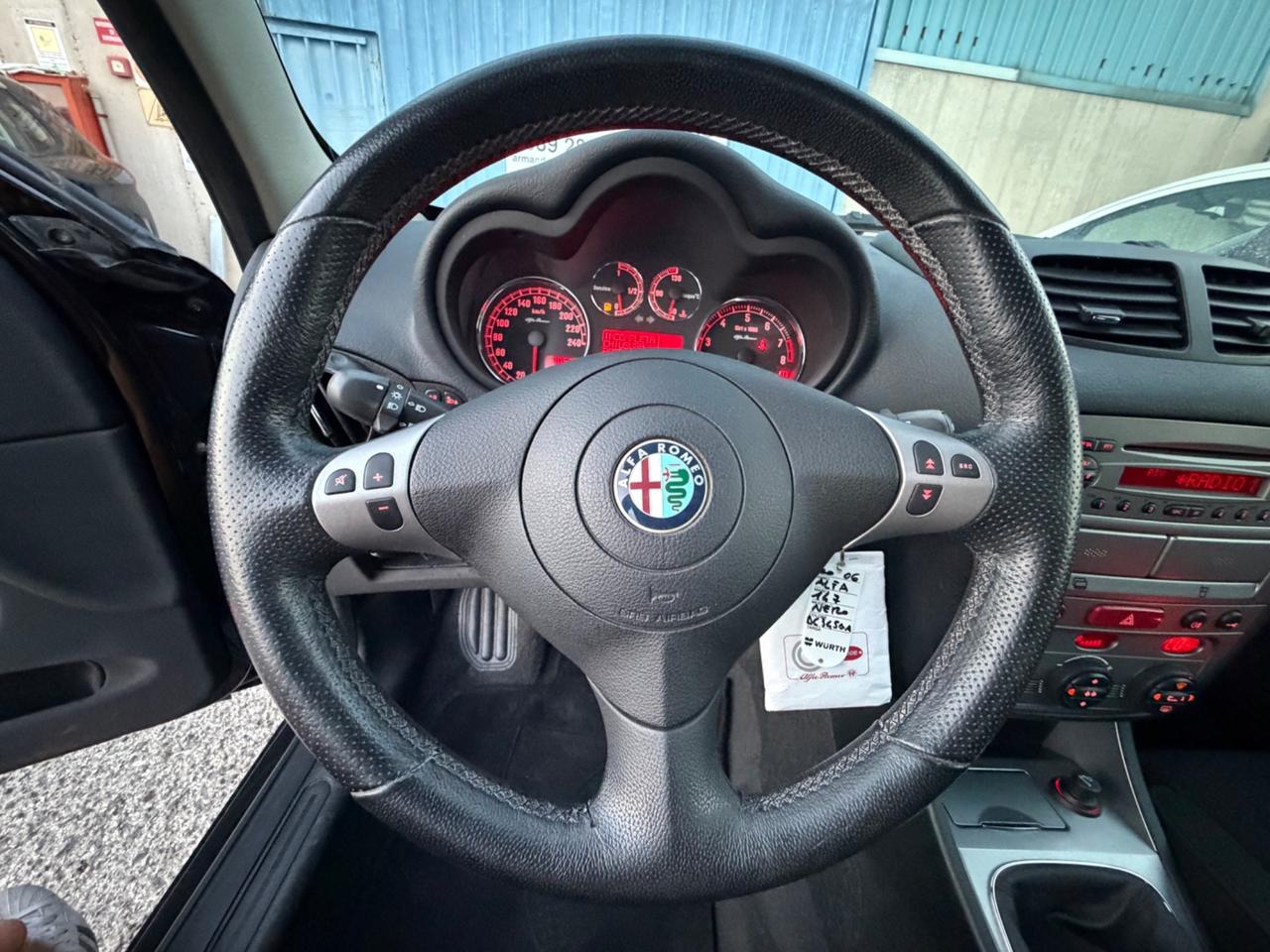 Alfa Romeo 147 1.6 16V TS 5 porte Distinctive