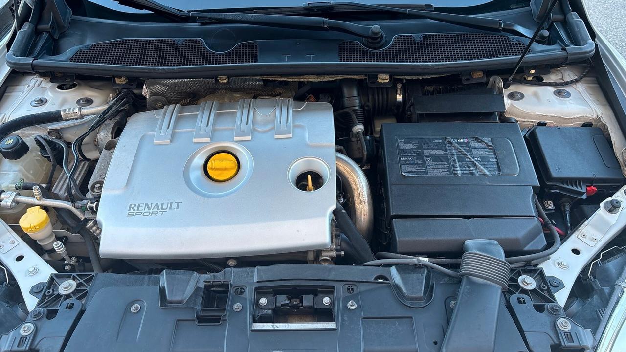Renault Megane Mégane Coupé 2.0 Turbo 250CV RS