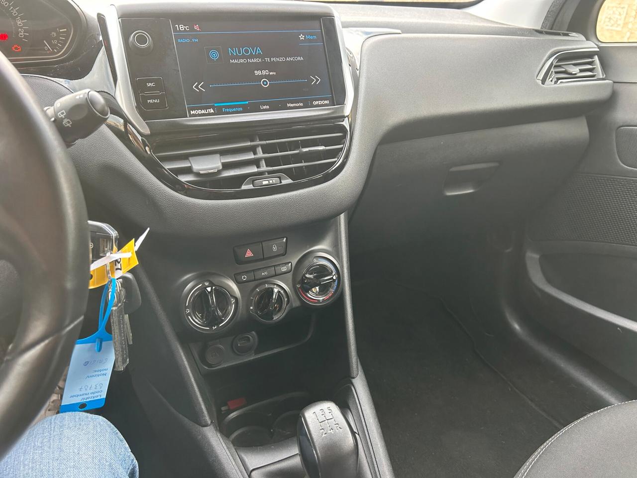 Peugeot 208 PureTech 82 Stop&Start 5 porte Allure