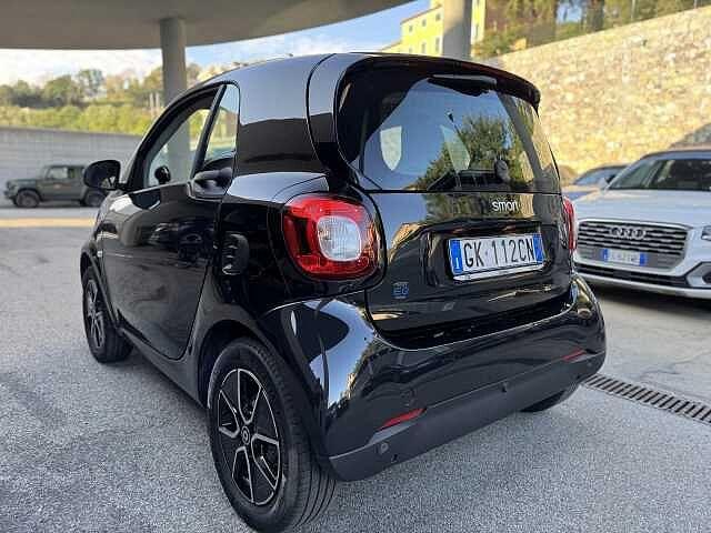 Smart fortwo EQ Pure