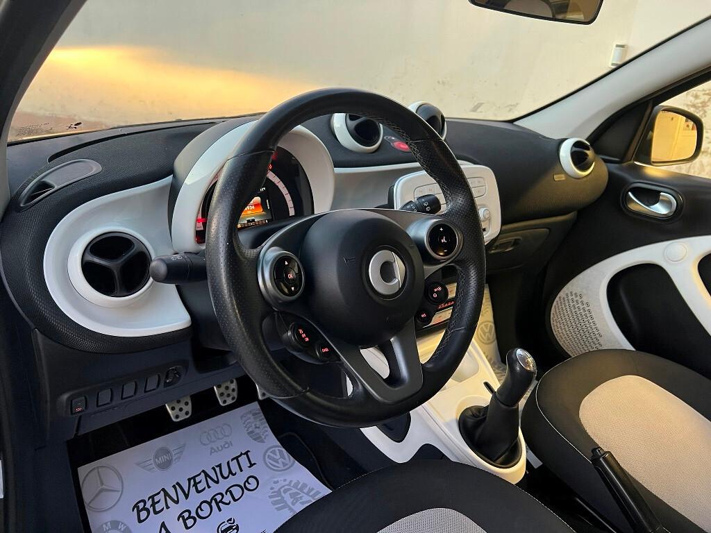 Smart Forfour Passion 1.0 71CV soli 56.000KM