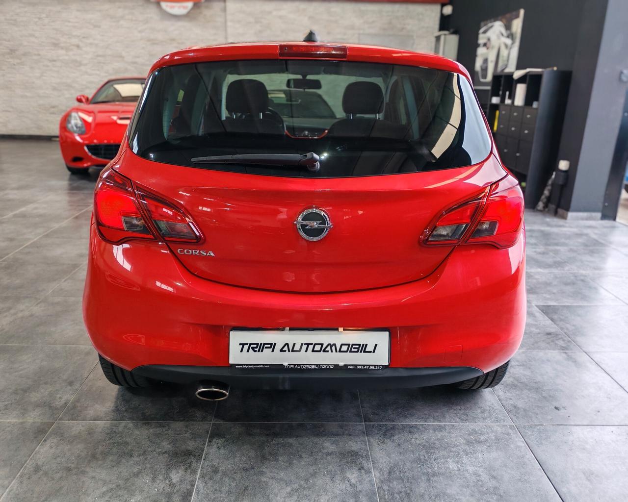 Opel Corsa 1.2 5 porte b-Color