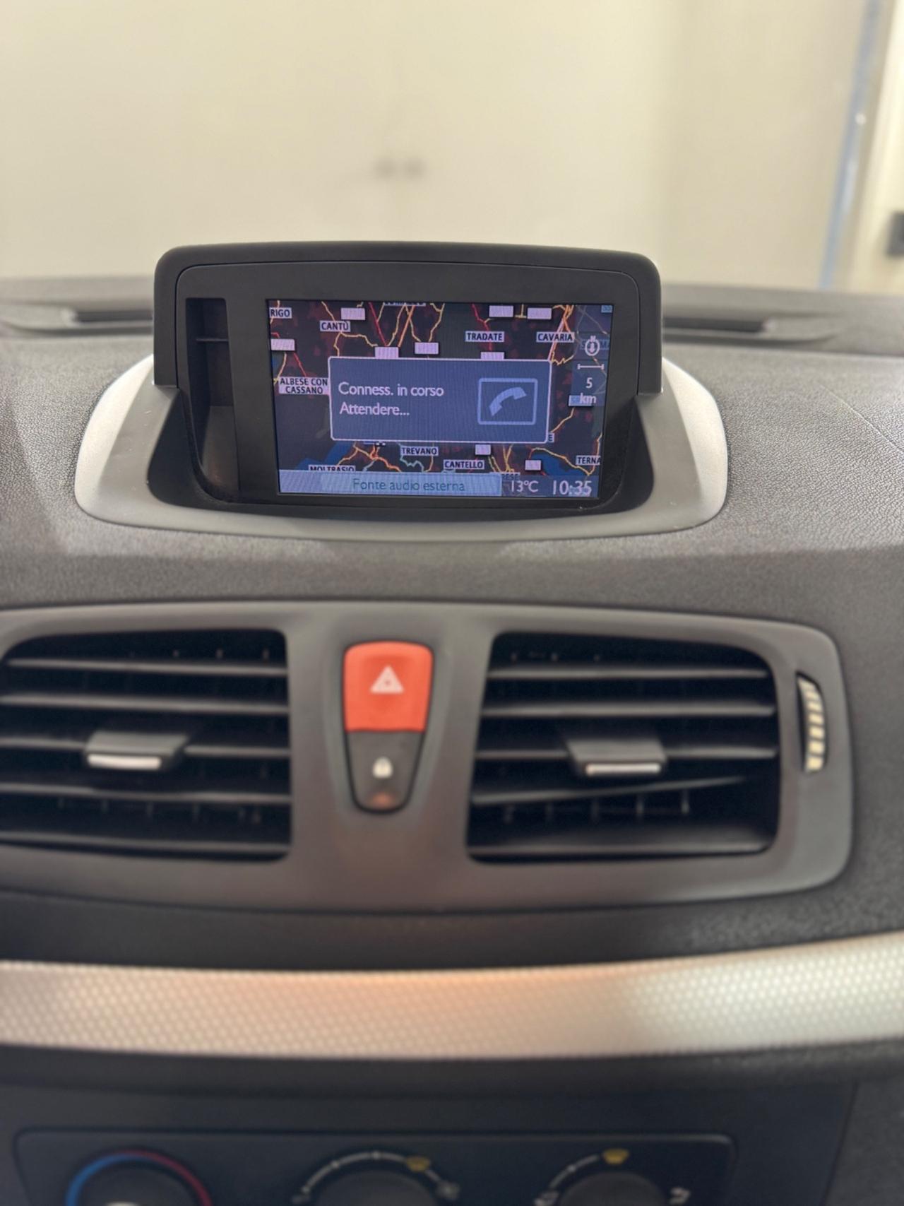 Renault Megane Coupé 1.6 Dynamique NAVI - SENSORI - CRUISE - FARI E TERGI AUTOMATICI