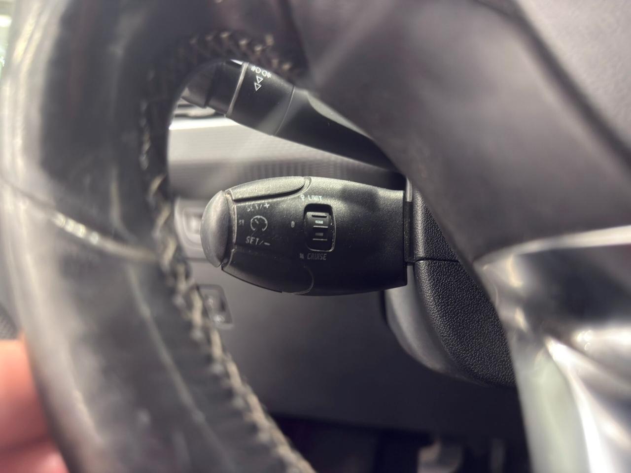 Peugeot 2008 1.2 VTi 82CV Allure