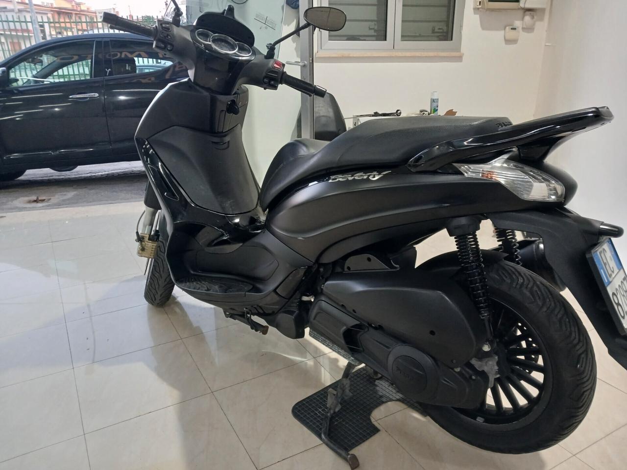 Piaggio Beverly 300 PARI AL NUOVO