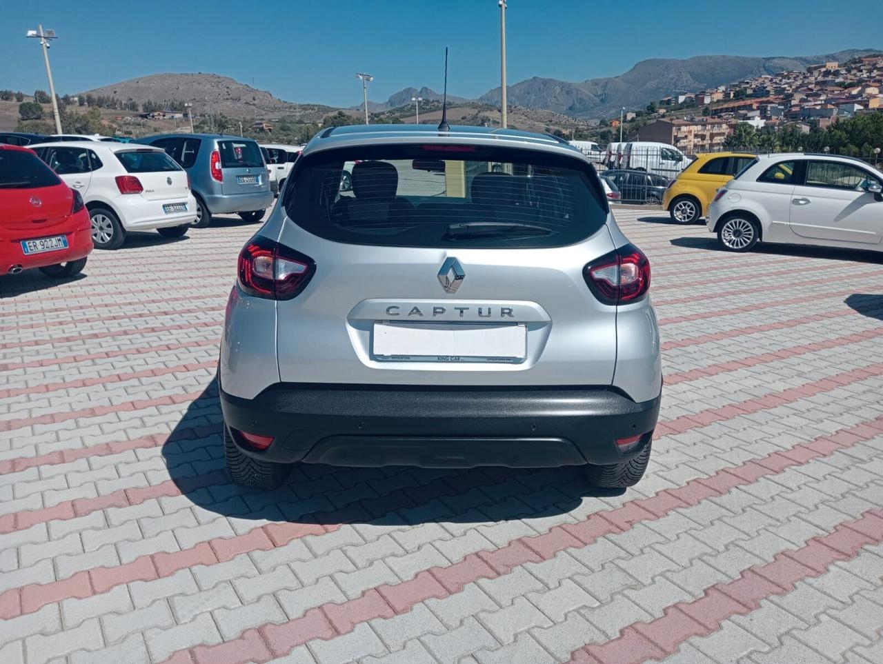 Renault Captur dCi 8V 90 CV EDC Business