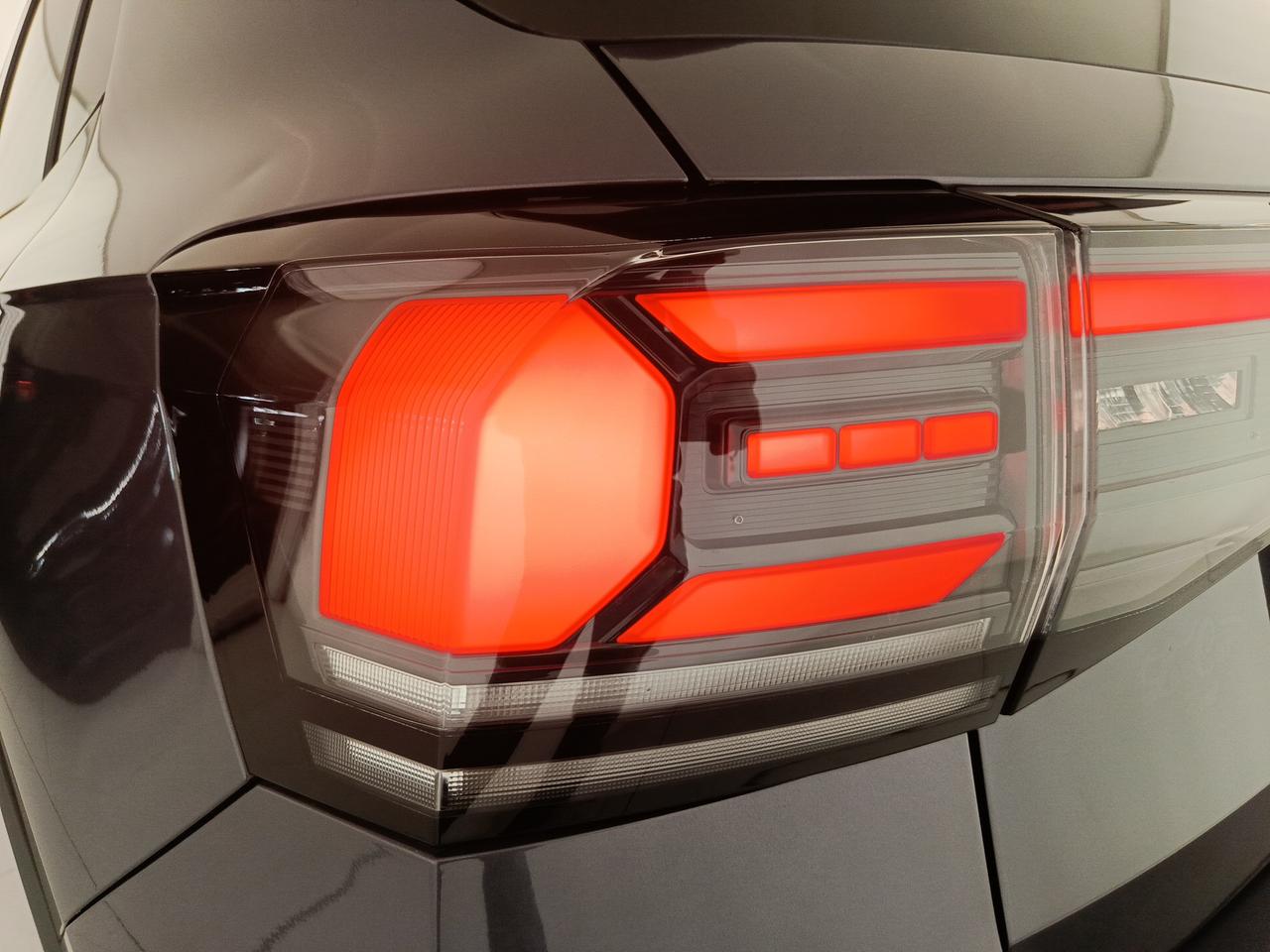 VOLKSWAGEN T-Cross - T-Cross 1.0 TSI Life