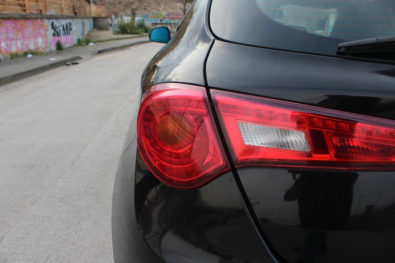 Alfa Romeo Giulietta 1.6 JTDM 120 SUPER