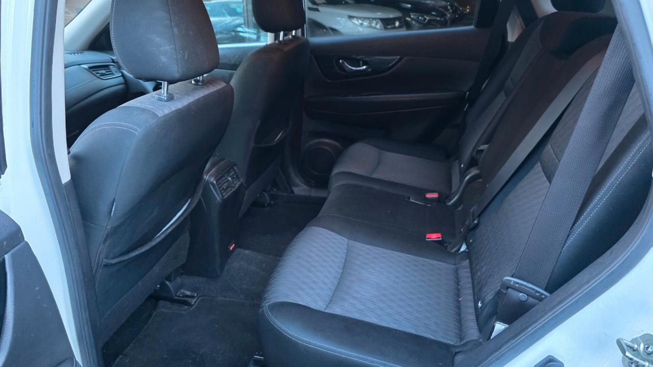 Nissan X-Trail dCi 150 4WD Business