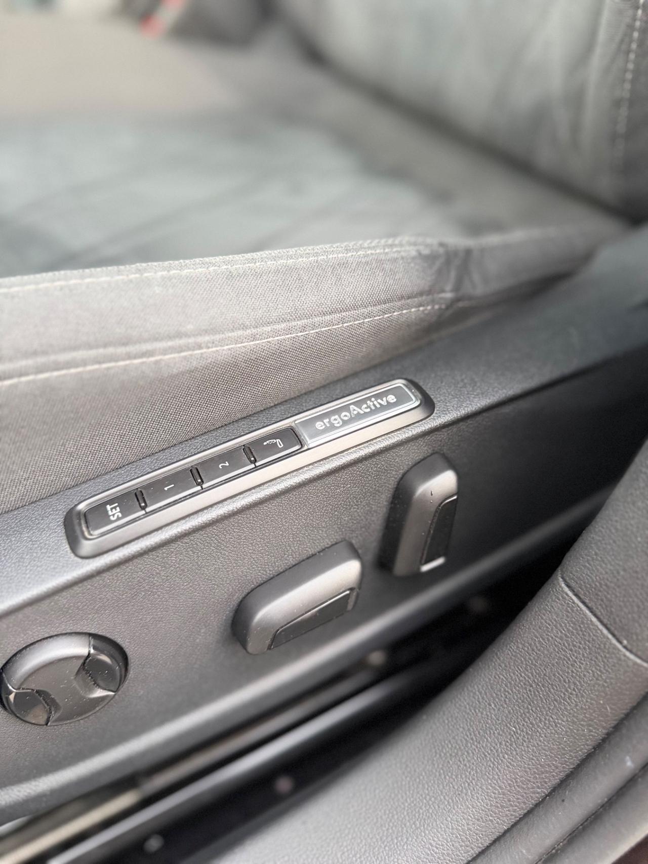 Volkswagen Golf 1.5 Style, Full Optional, Poltrone Massaggianti