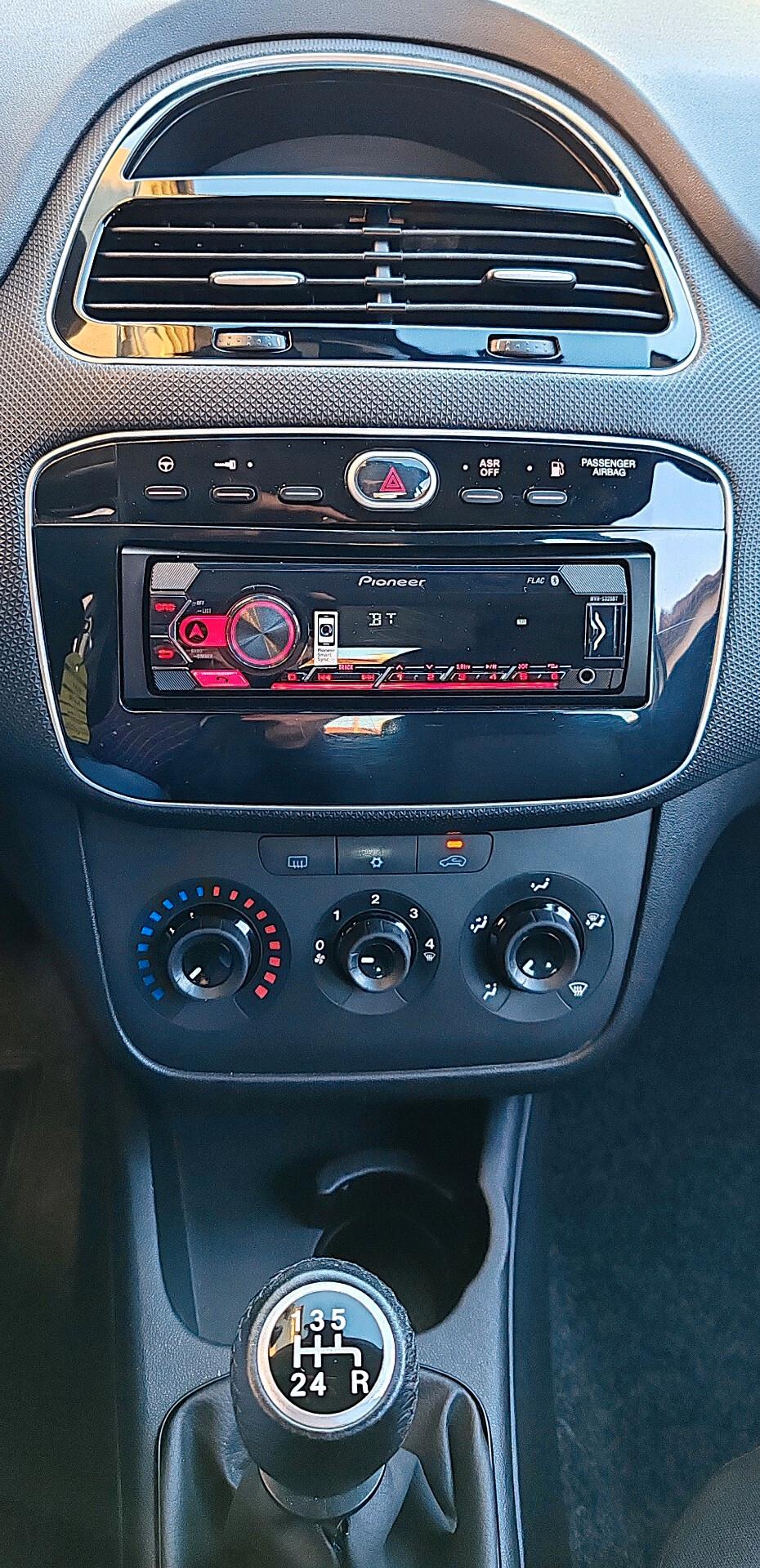 Fiat Punto GPL Lounge 2016 OK NEOPATENTATI