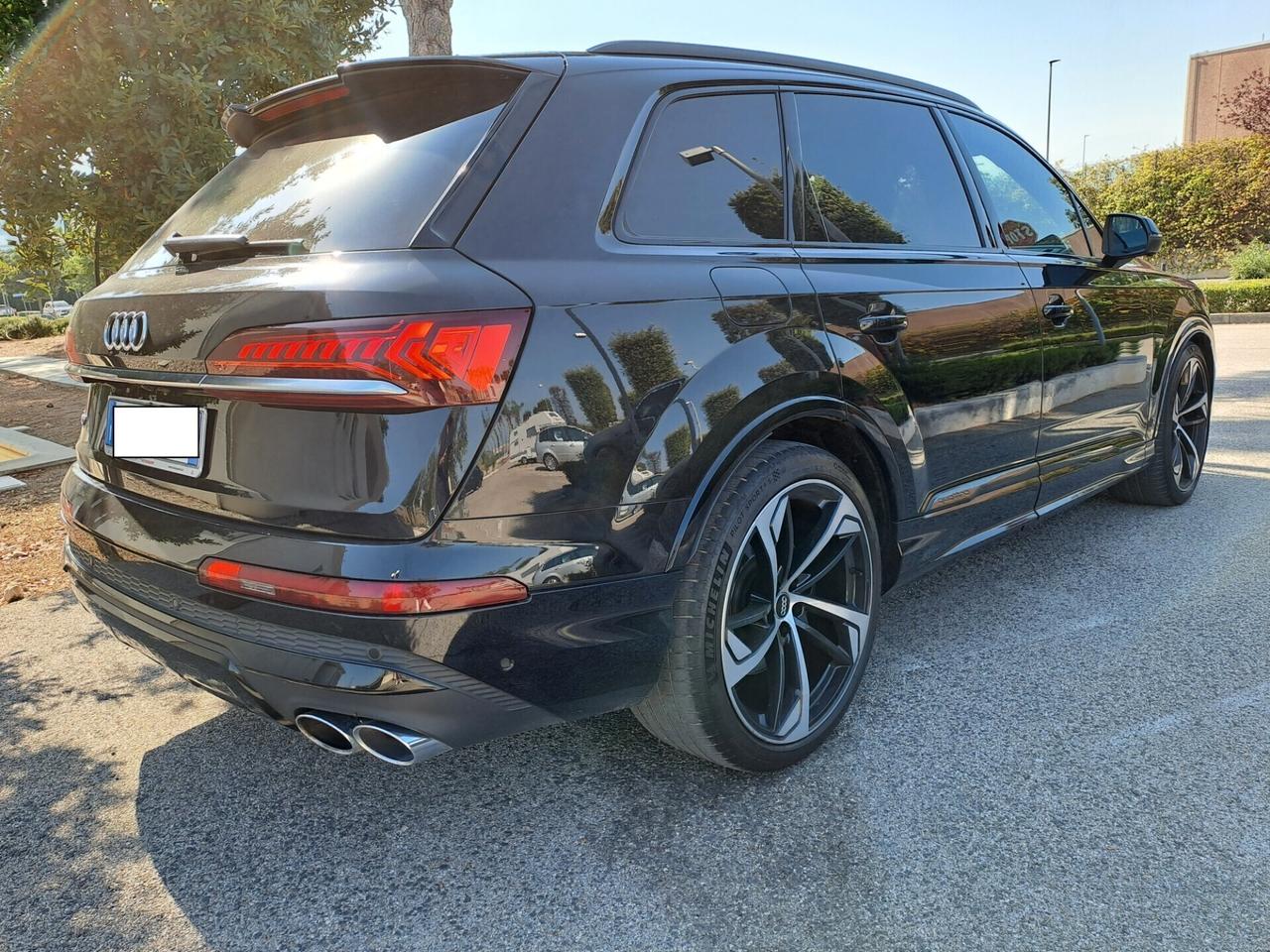 Audi Q7 SQ7 4.0 V8 TDI quattro tiptronic sport attitude