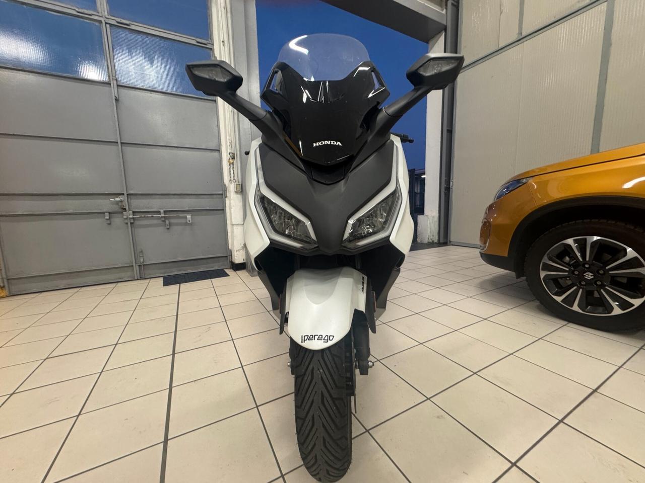 Honda Forza 350 GARANZIA HONDA FINO AL 01/2030