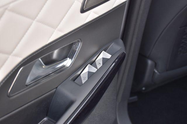 DS AUTOMOBILES DS 7 Crossback BlueHDi 130 aut. Grand Chic *Navi,LED,Pelle,Tetto*