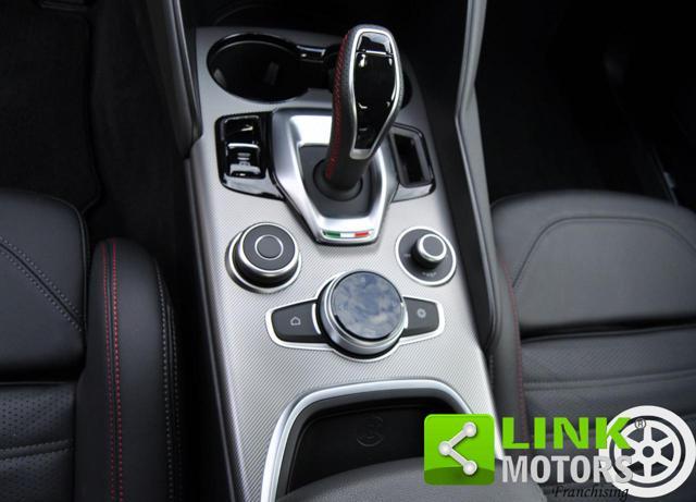 ALFA ROMEO Giulia 2.2 Turbodiesel 210 CV AT8 AWD Q4 Competizione