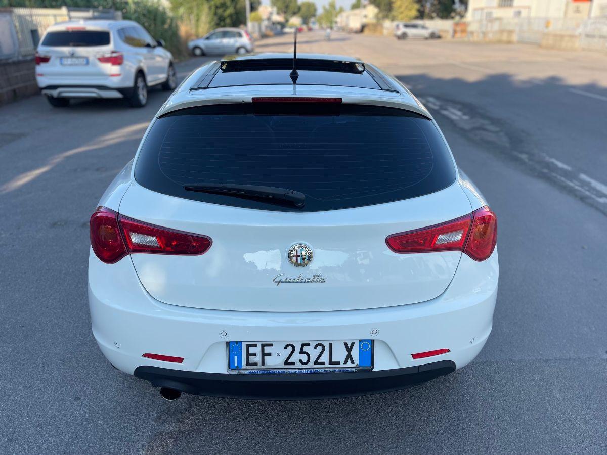 ALFA ROMEO - Giulietta - 1.4 Turbo MultiAir Distinctive