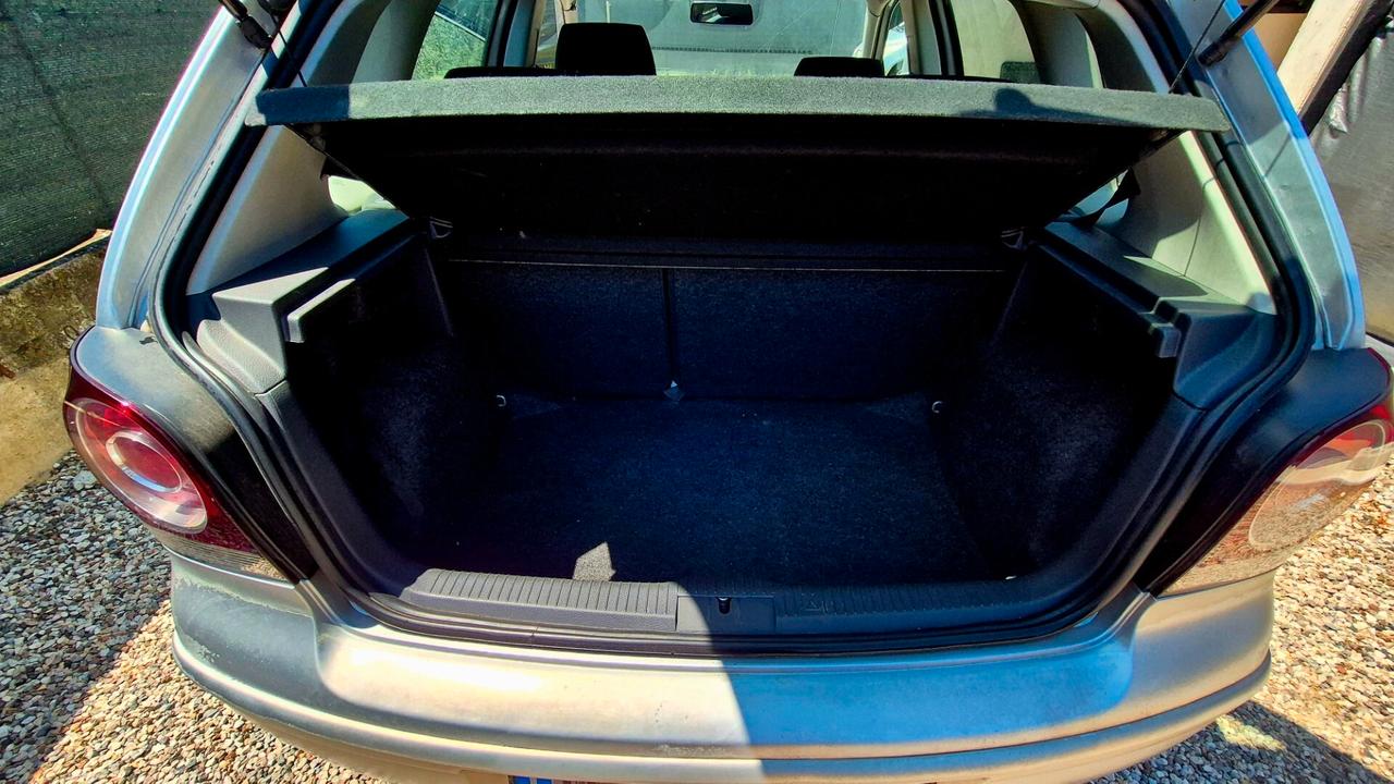Volkswagen Polo 1.4 NEOPATENTATI