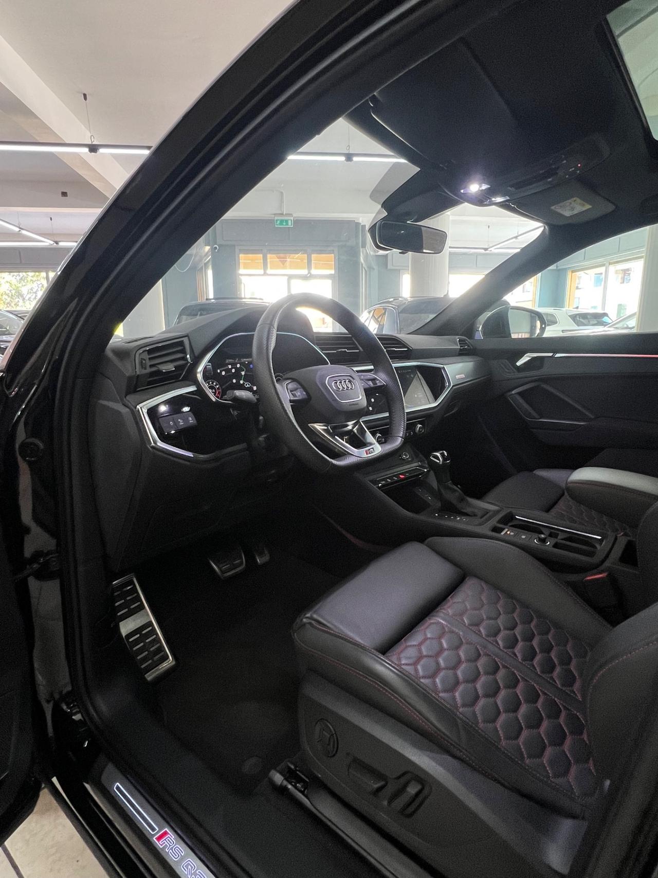 Audi Q3 RS Q3 SPB quattro S tronic