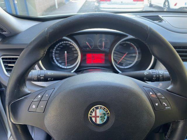 ALFA ROMEO Giulietta 2.0 JTDM 140CV SENSORI PARCHEGGIO CERCHI 17"