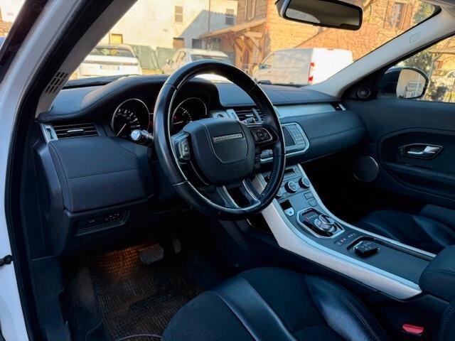 Land Rover Range Evoque 2.2 TD4 5p. Pure