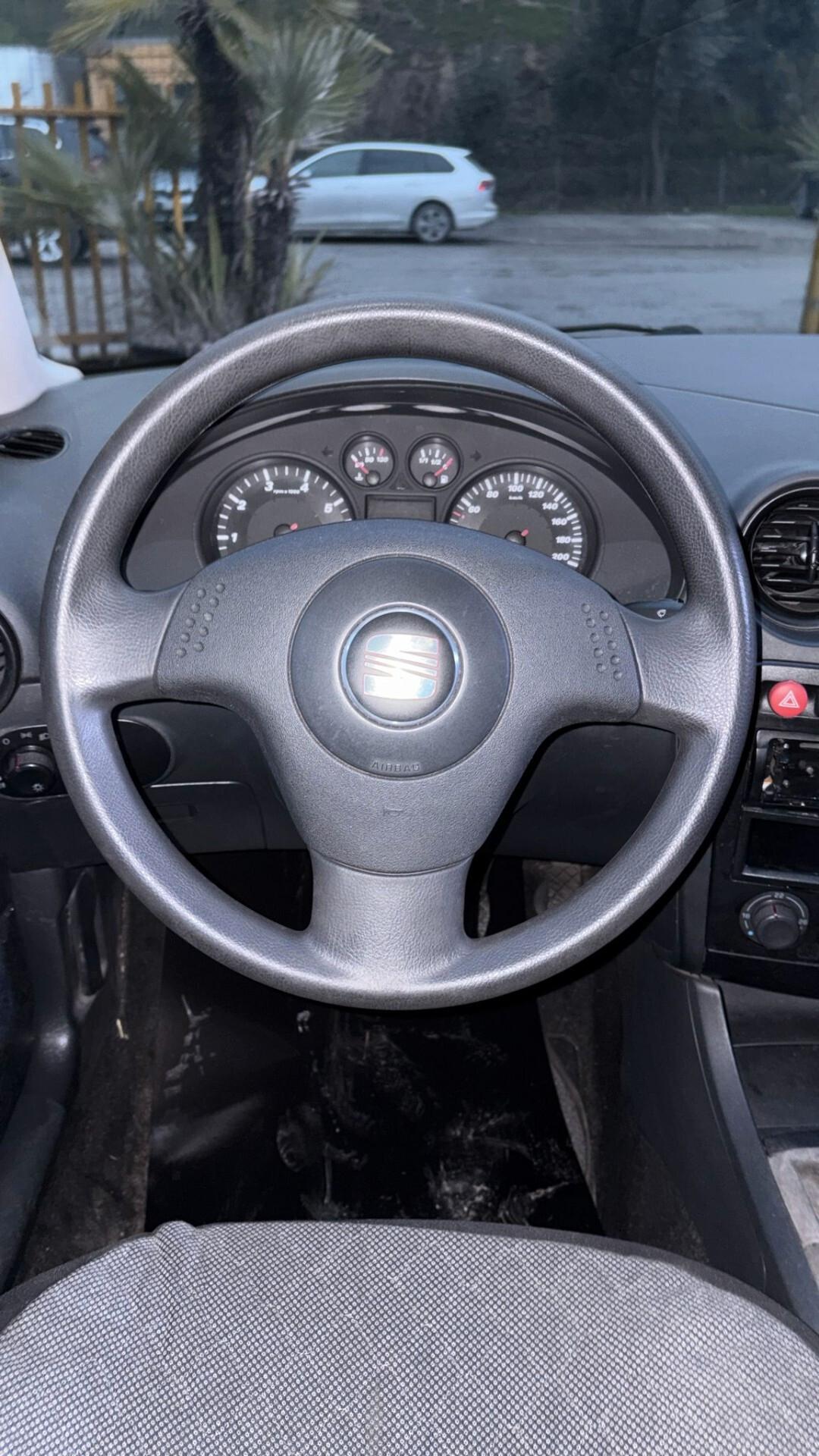 Seat Ibiza 1.2 12V 5p. Reference NEOPATENTATI