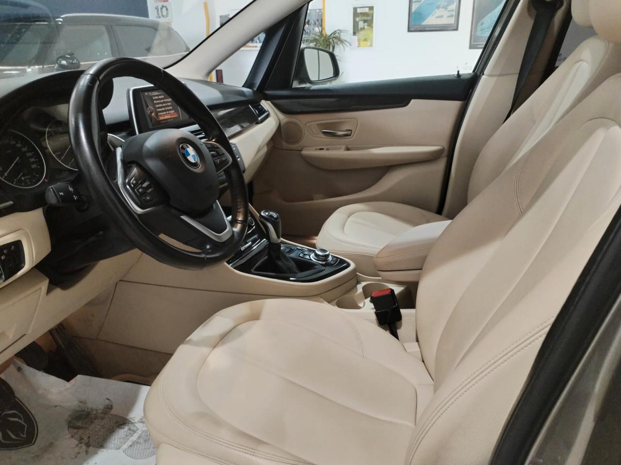 Bmw 2er Active Tourer 216d