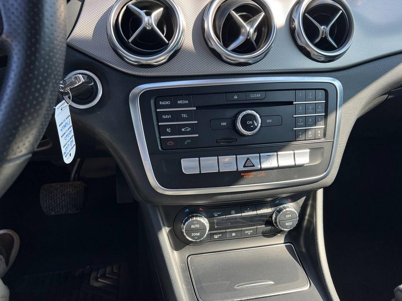 Mercedes-Benz GLA 180 Sport auto