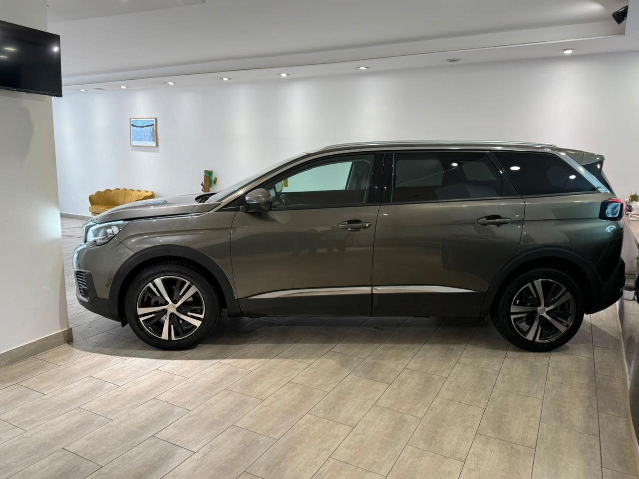 PEUGEOT 5008 1.5 130CV ALLURE CON SOLI 100.000 KM 7POSTI