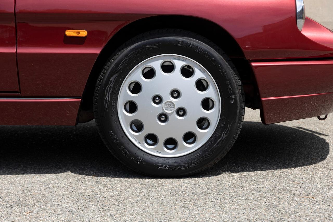 Alfa Romeo Spider 2.0i cat