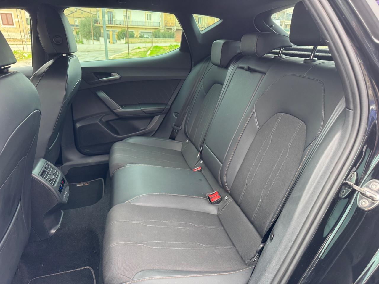 CUPRA LEON 2.0 TDI 150 CV DSG FULL IVA 13000 KM