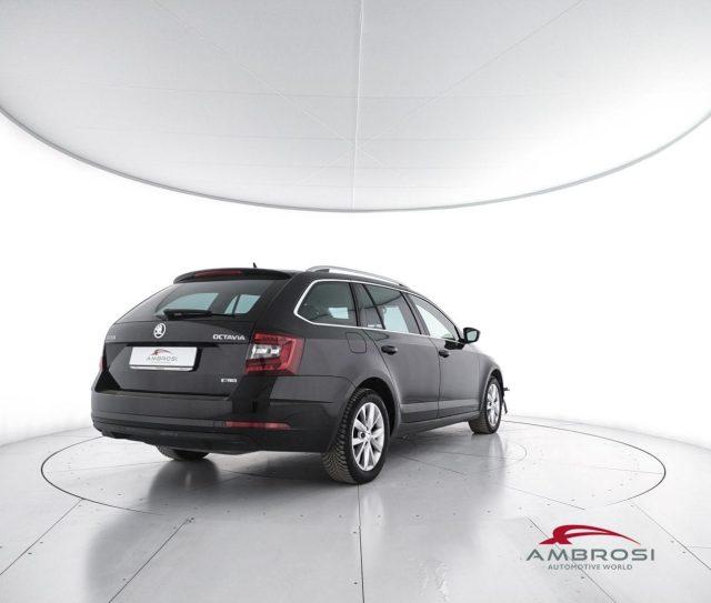 SKODA Octavia 1.5 DSG Wagon Executive G-Tec