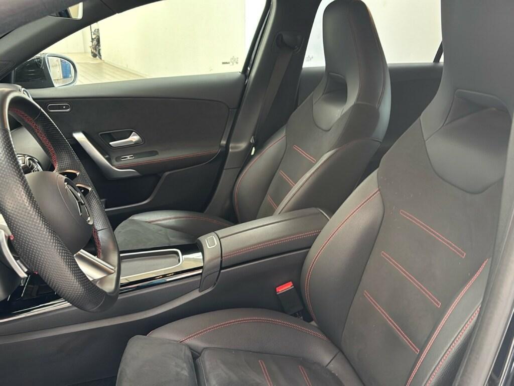 Mercedes Classe A 180 180 D Digital Edition Speedshift DCT AMG 8G