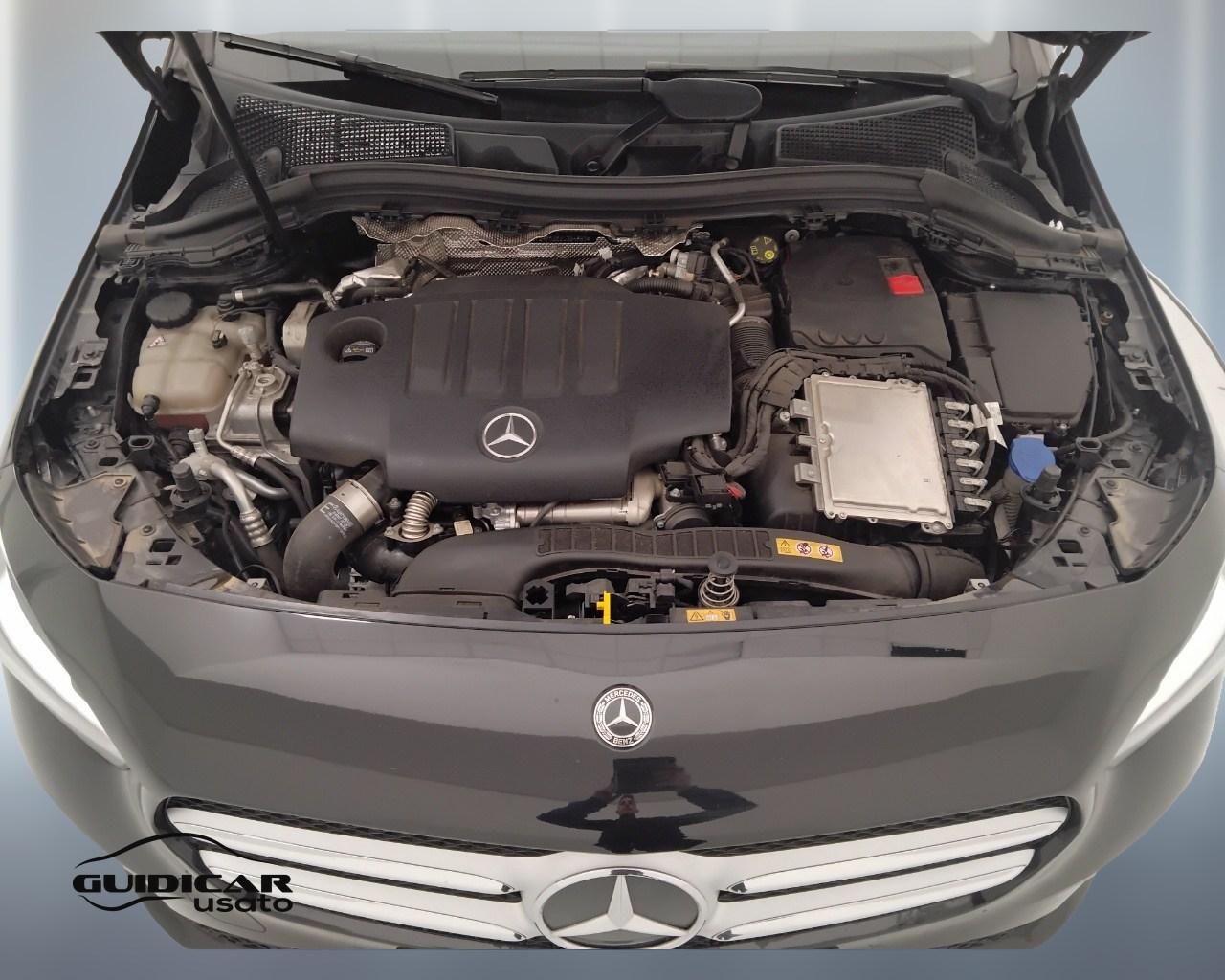 Mercedes-Benz Classe B - W247 2018 - B 180 d Sport auto