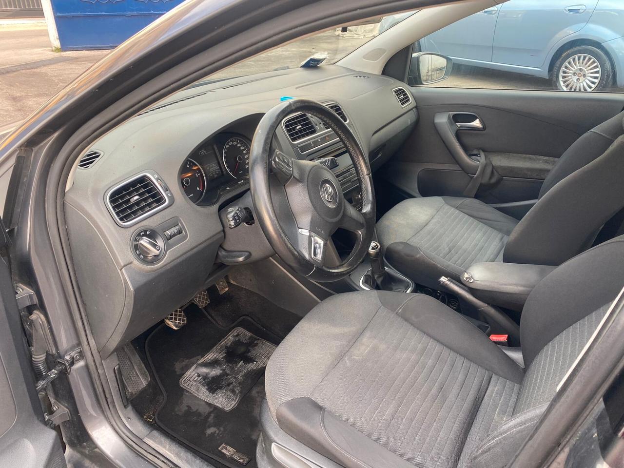 Volkswagen Polo 1.2cc diesel 12 mesi garanzia-2013