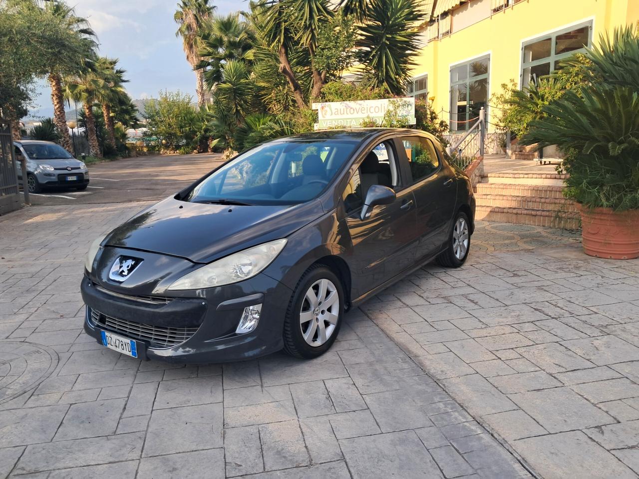 Peugeot 308 1.6 HDi 110CV 5p. Premium (6 Marce)