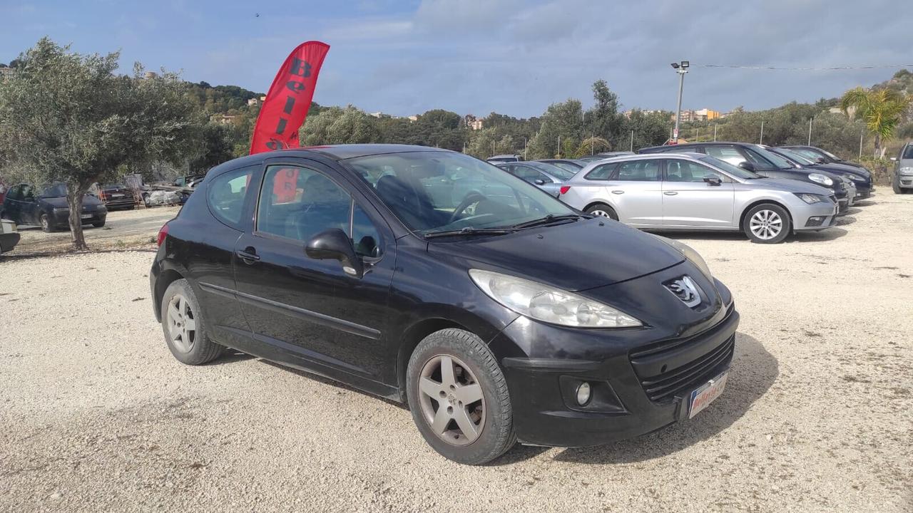 Peugeot 207 1.4 8V 75CV 3p ECO GPL
