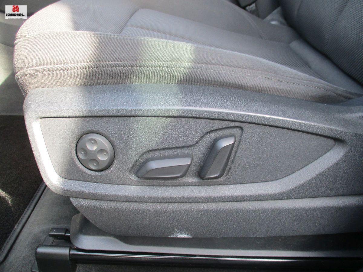 AUDI Q5 40 TDI quattro S tronic Business 2019 KM69000