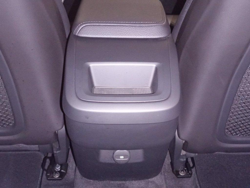 VOLVO XC60 2.0 b4 Inscription auto del 2021