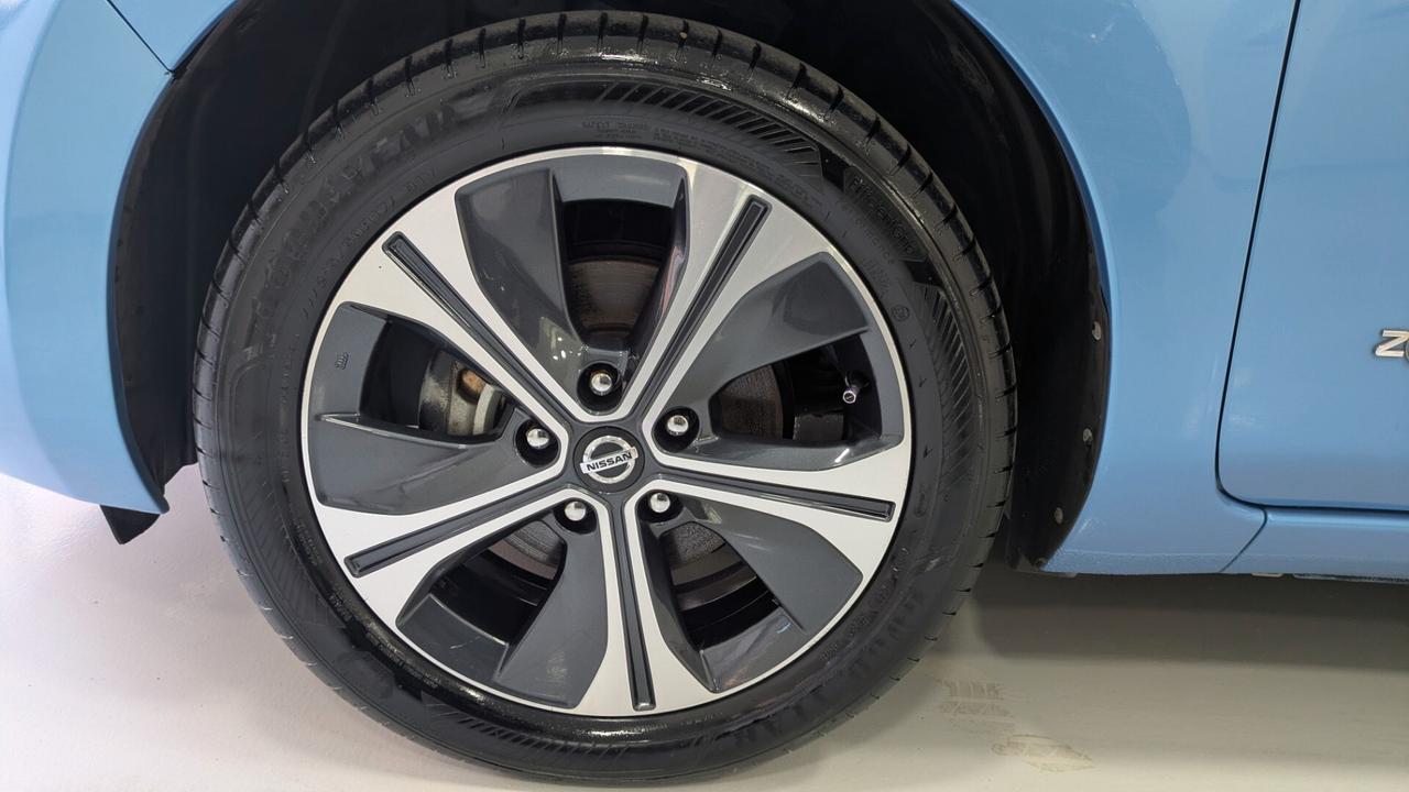 NISSAN LEAF 100% ELETTRICA ADATTA NEOPATENTATI CAMBIO AUTOMATICO 2015
