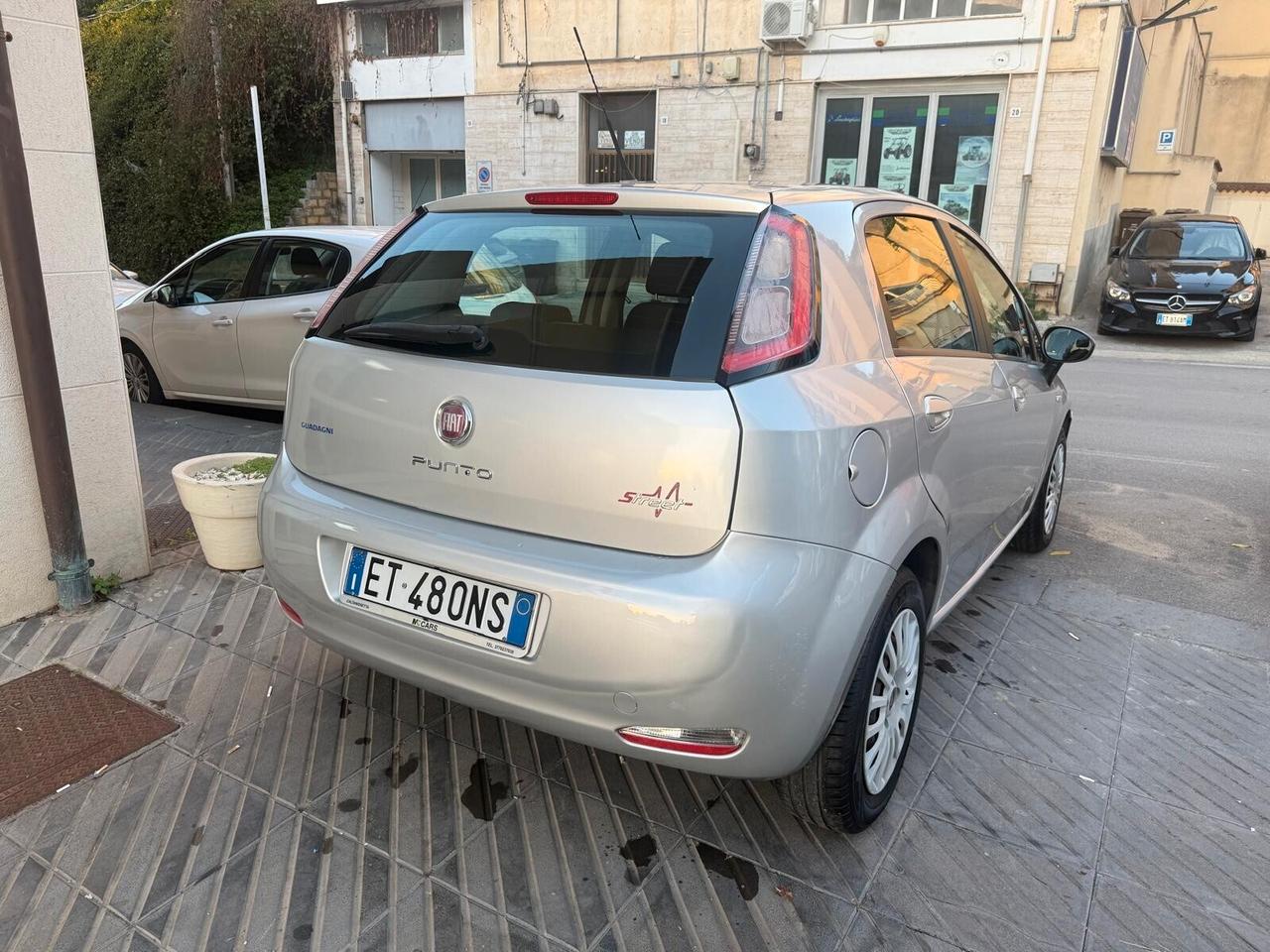 Fiat Punto 1.3 MJT II 75 CV 5 porte Street