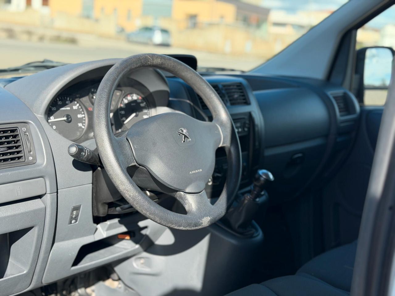 Peugeot Expert 2.0 HDi 128CV 133.000 km