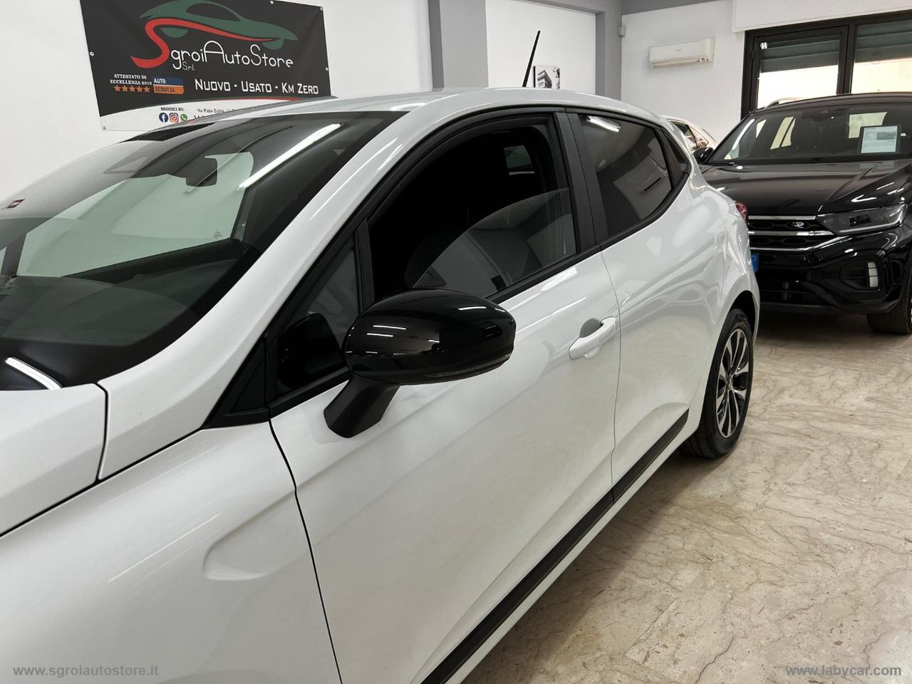 RENAULT Clio TCe 90 CV Techno 2024