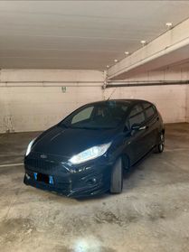 Ford Fiesta 1.5 TDCi 95CV 5 porte Black& White Edition