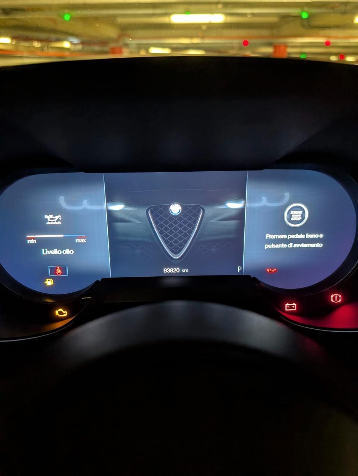 Alfa Romeo Giulia 2.2 Turbodiesel 210 CV AT8 AWD Q4 Veloce