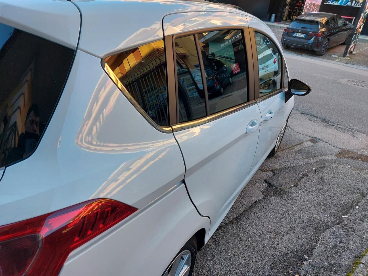 Ford B-Max 1.5 TDCi 95 CV Titanium cat.E6 "DA VETRINA"