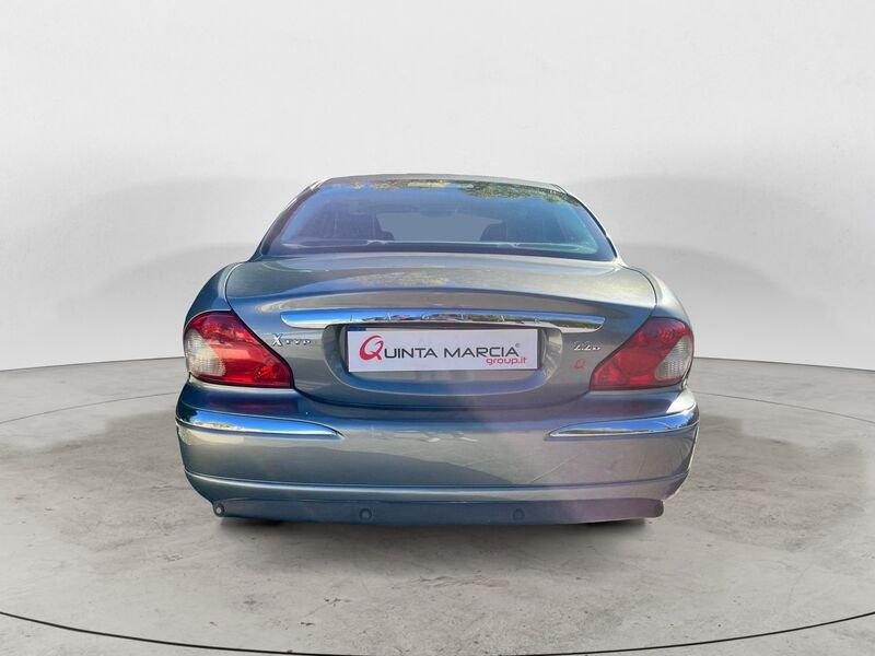Jaguar X-Type 2.2d Executive NAVI/PELLE