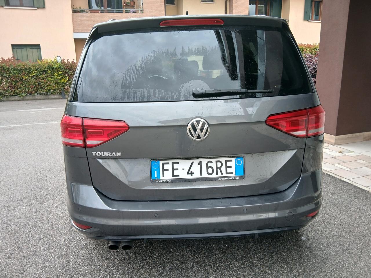 Volkswagen Touran 1.4 TSI DSG Executive BlueM 7 posti tua a € 199 mese