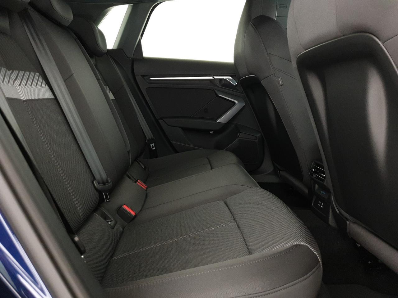 Sportback 30TFSI 116CV S tronic Business Advanced