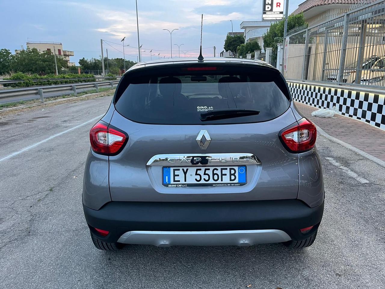 Renault Captur 1.5 dCi Project Runway Unipro 2015